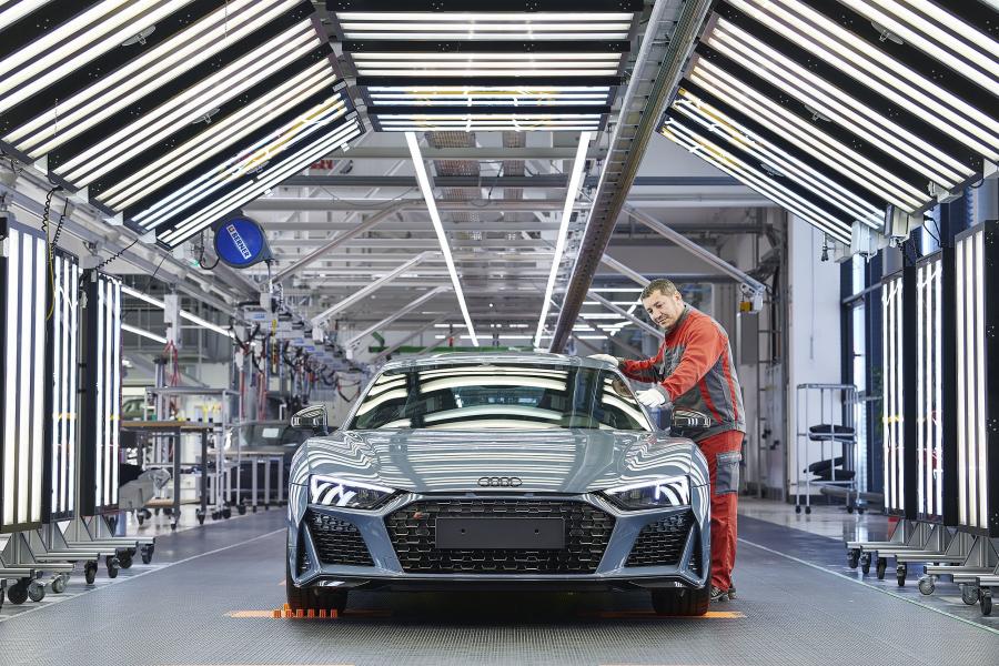  Audi R8 V10 Performance 2019 года  (WW) (фото 18 из 43)